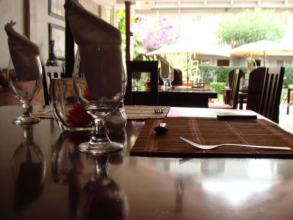 Hotel Liberia Dış mekan fotoğraf